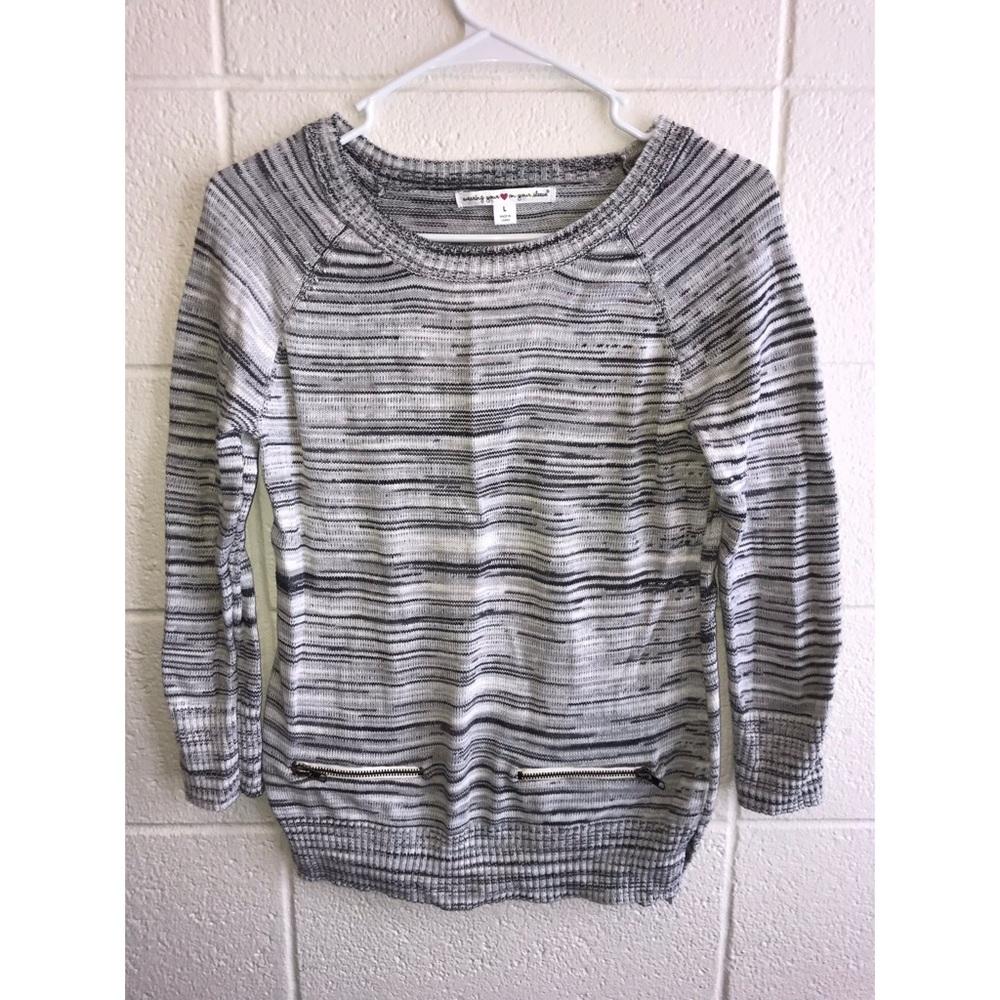 Gray stripped long sleeve top